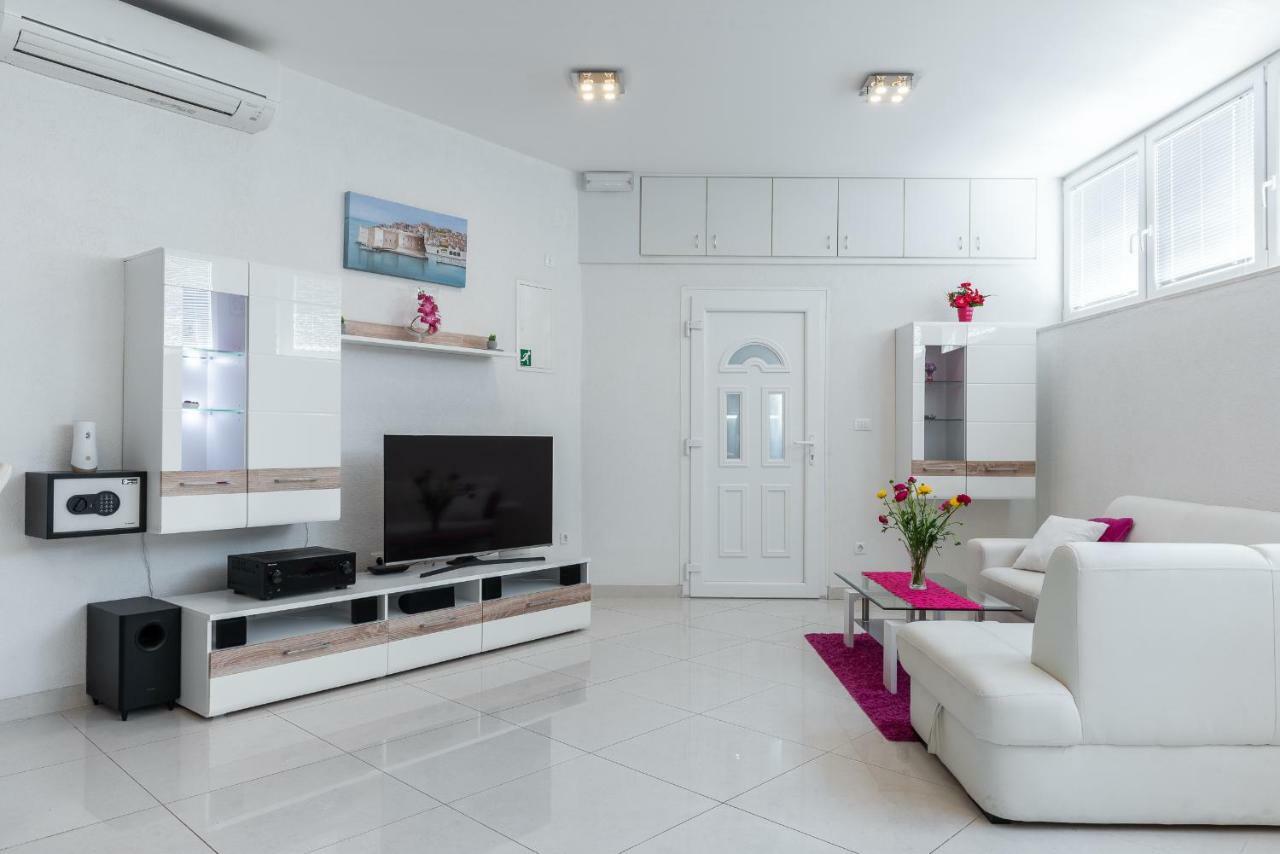 Luxury Sensation Spacious & Free Private Garage Dubrovnik Buitenkant foto